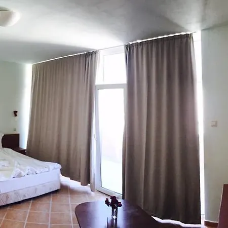 Eco Palace Приморско